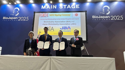 JBA and BIA signing MoU web.png