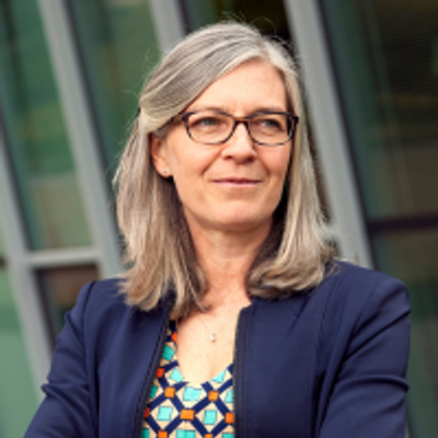 Dr Julia Wilson