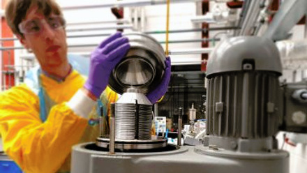 disc+stack+close+up+cropped.jpg 1