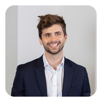 Headshot of James Johnston, Associate - Commercial & IP transactions, Bristows