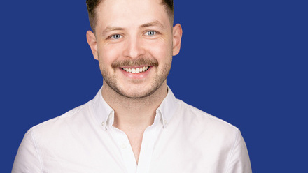 BioIndustry- Association-Teresa-Walton-Headshot-London-Web-Lewis-Miles blue.jpg