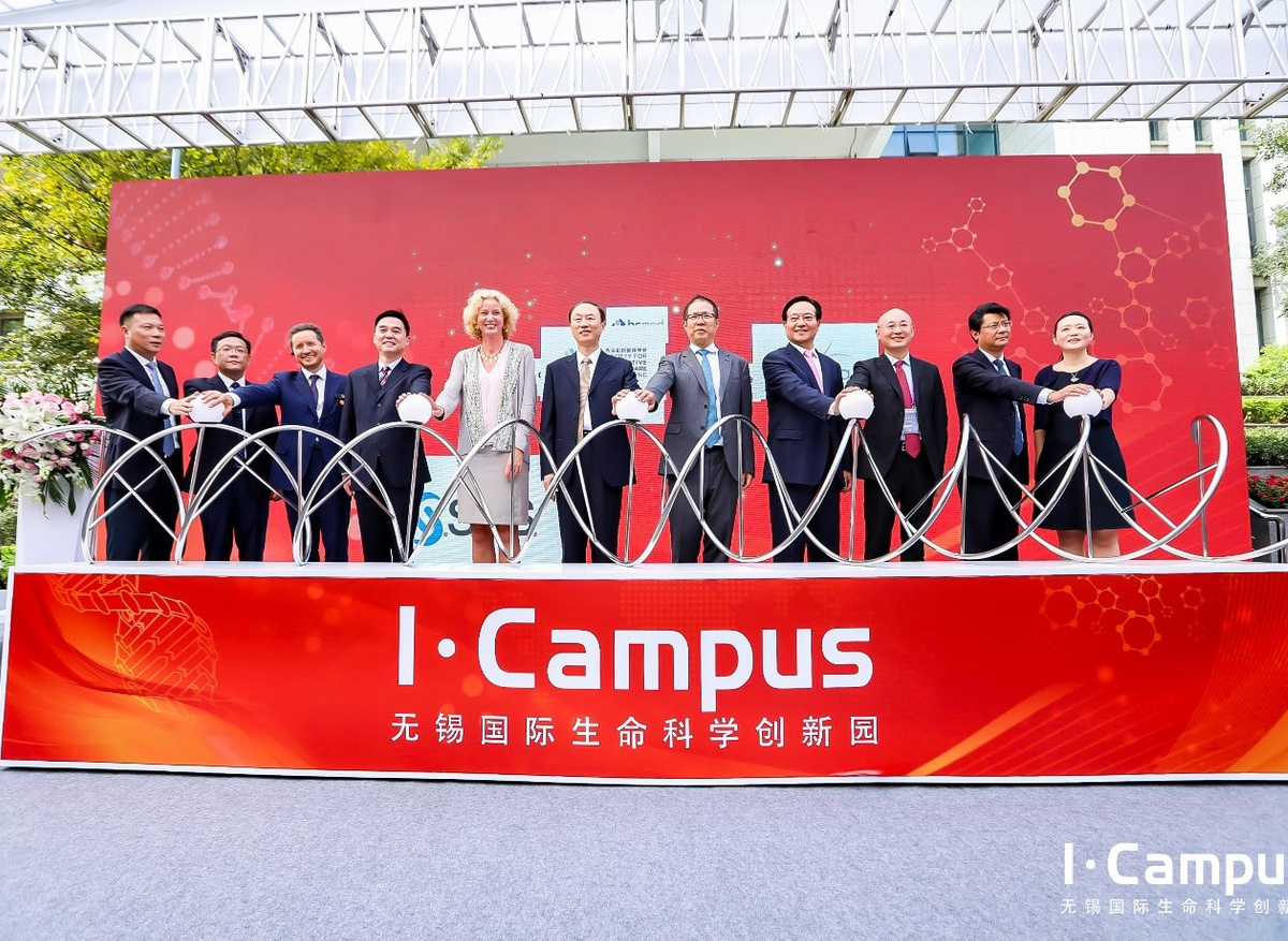 Dr Jane Osbourn OBE at the Wuxi I