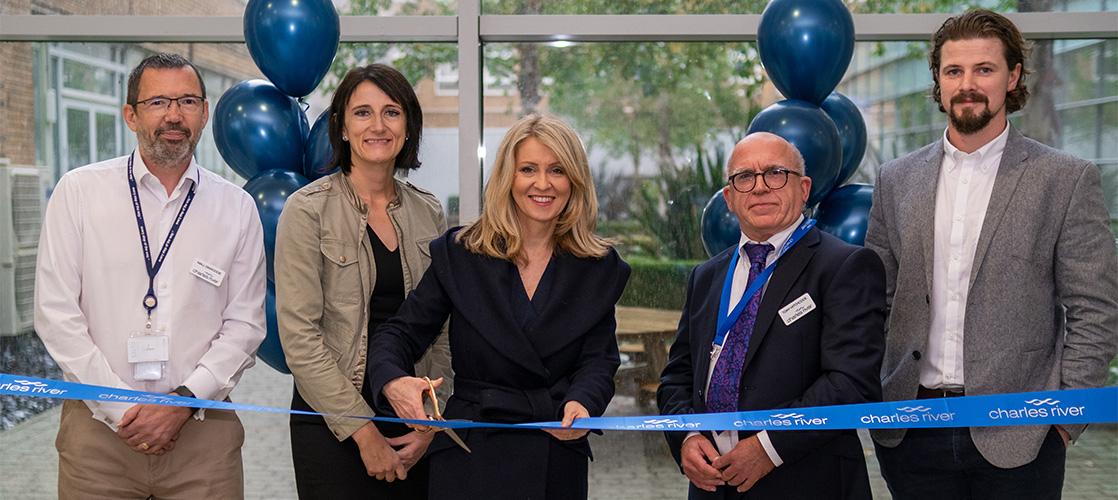 bi-alderley-park-ribbon-cuttingHR.jpg