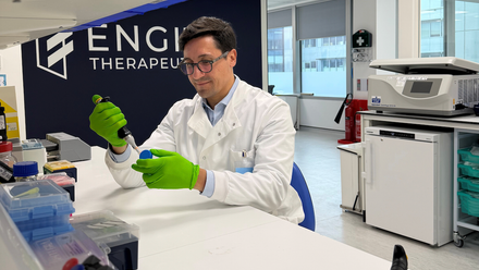 Engitix+CEO+Giuseppe+Mazza+in+Lab+3+v2.png