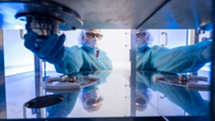 BDD+Pharma%27s+new+%C2%A32m+laboratory+will+speed+up+clinical+development.JPG 2